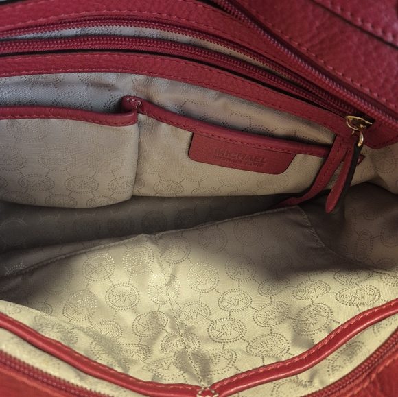 Michael Kors Bold Red Leather Bag EUC - Picture 3 of 5